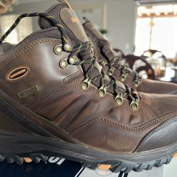 Sketchers Hiking Boots 