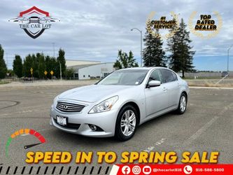 2015 INFINITI Q40