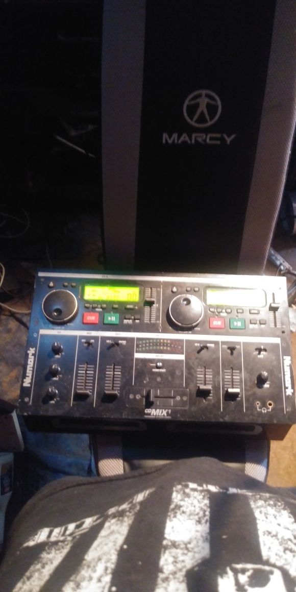 Numark mixer