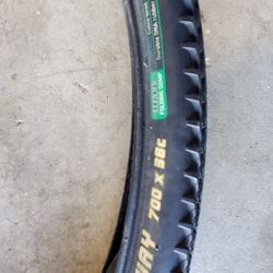 700cc Hybrid Bicycle Tires