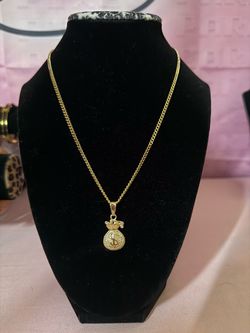 Money necklace