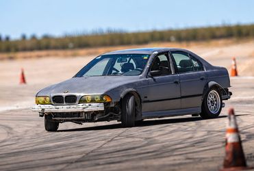 1998 BMW 528i