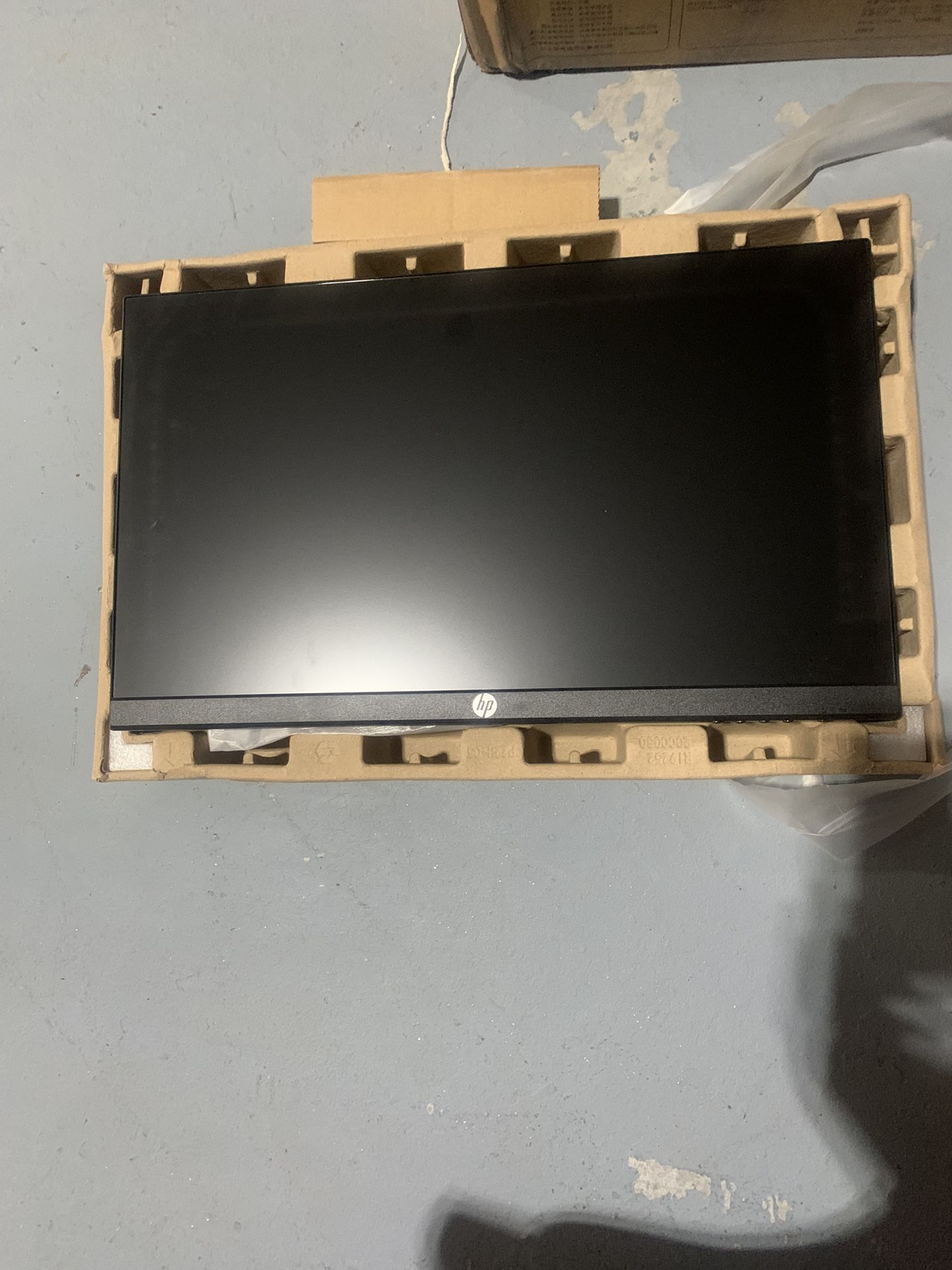 HP P22h G4 FHD Monitor 21.5" FHD (1920 x 1080) 48-75 Hz