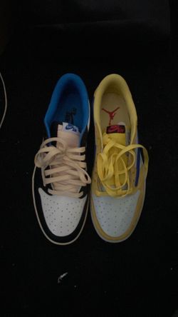 Travis Scotts both color ways missin a shoe different sizes