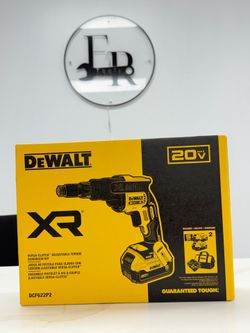 20V MAX XR Cordless Brushless Drywall Screw Gun Threaded Clutch Housing with (2) 20V 5.0Ah Batteries and Charger