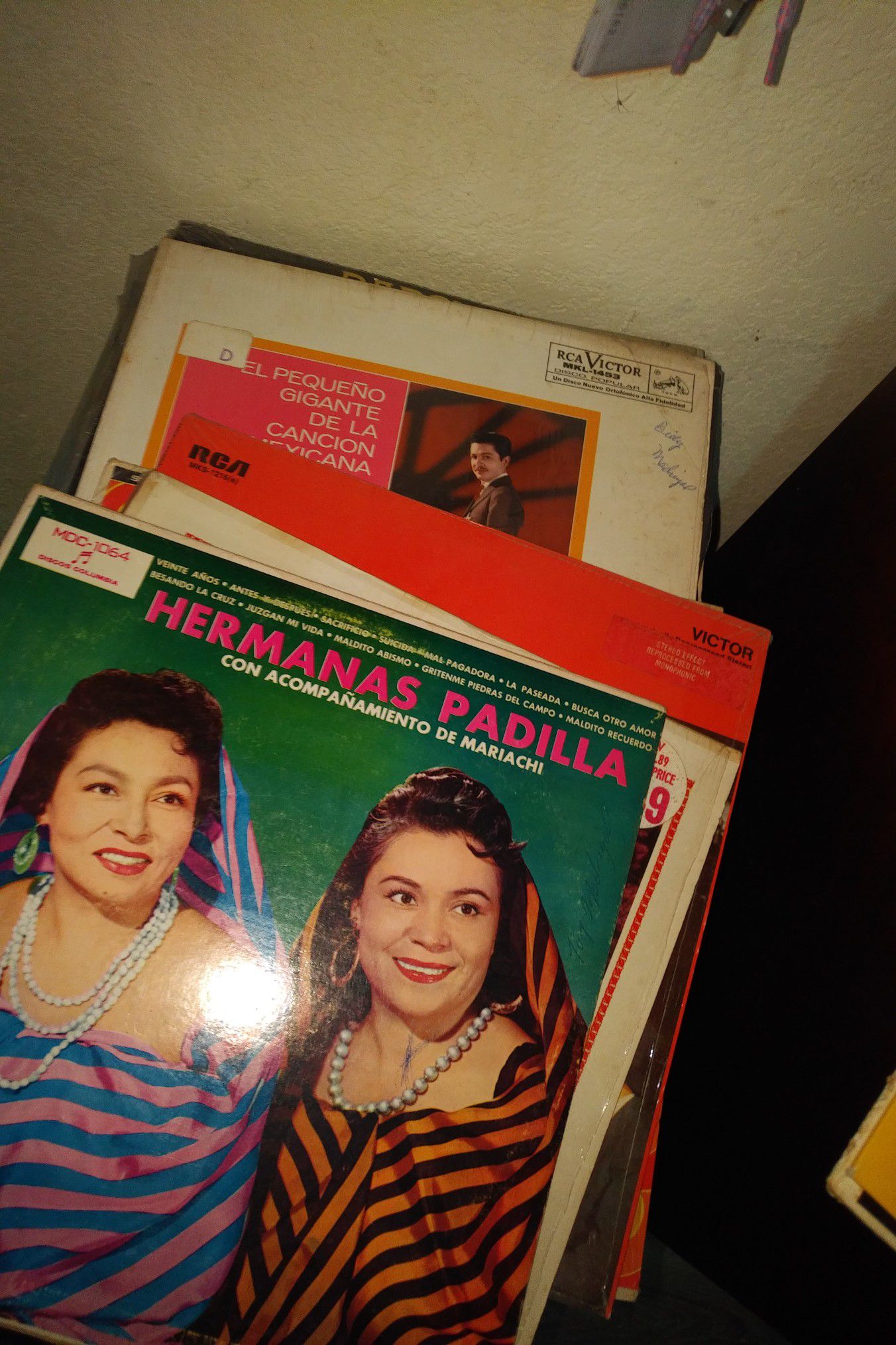Spanish records- mix- Banda, romanticas,60's 70's