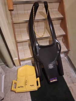 Snow sleds