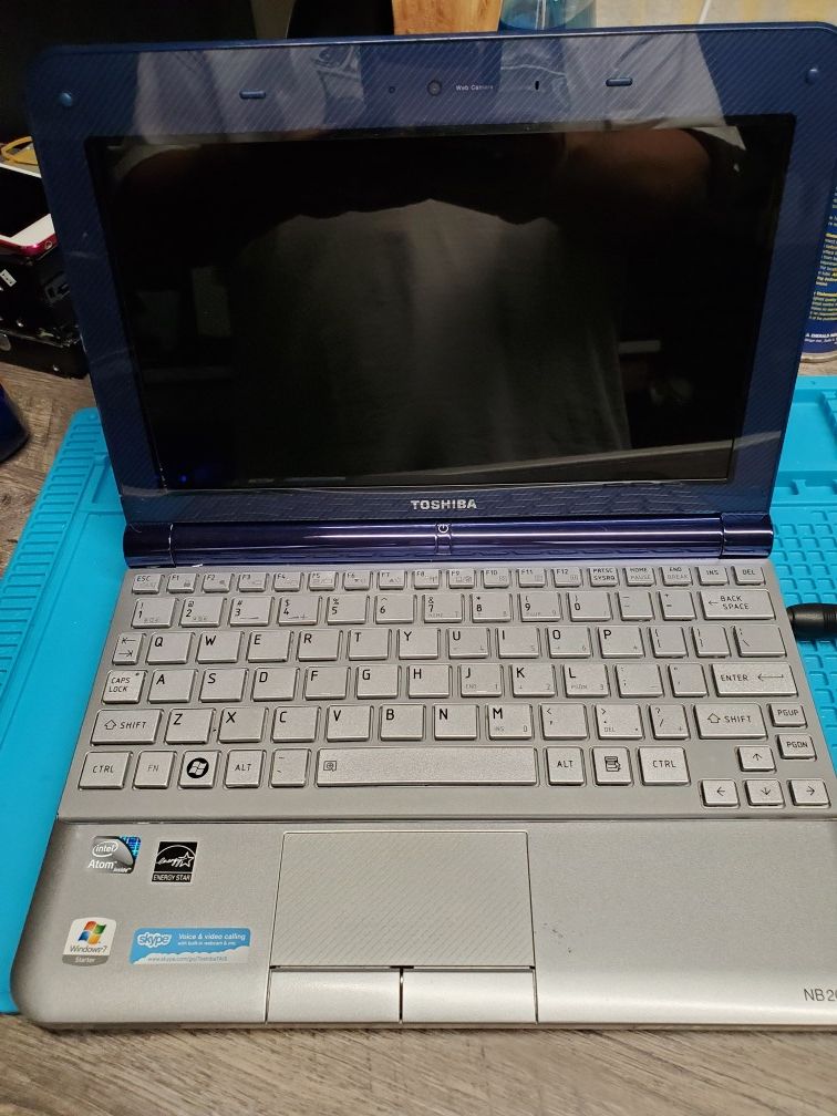 Toshiba Laptop Mini with Intel