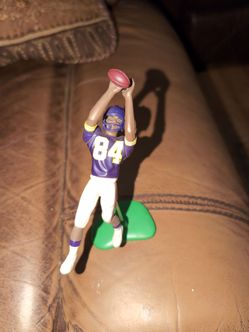 NFL Vikings #84 Randy Moss Starting Lineup Football Figure