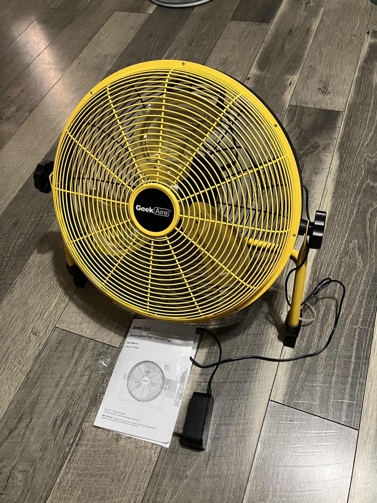 Geek Aire Rechargeable Outdoor High Velocity Camping Floor Fan, 16” Portable Battery Powered Fan with Metal Blade for Garage Camping Gear Accessories
