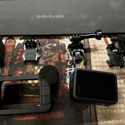 GoPro Hero 10 Black + Accessories 