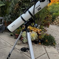 Meade 4.5 Inch Reflecting Telescope 