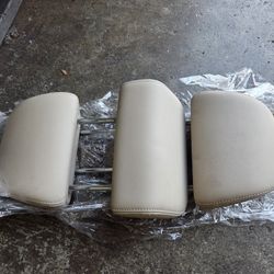 2015-2019 Subaru Outback Headrests 