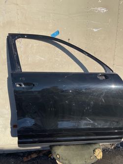 2011-2017 Volkswagen  Touareg front door rh side passanger side