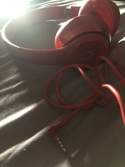 Beats Solo 2 Red
