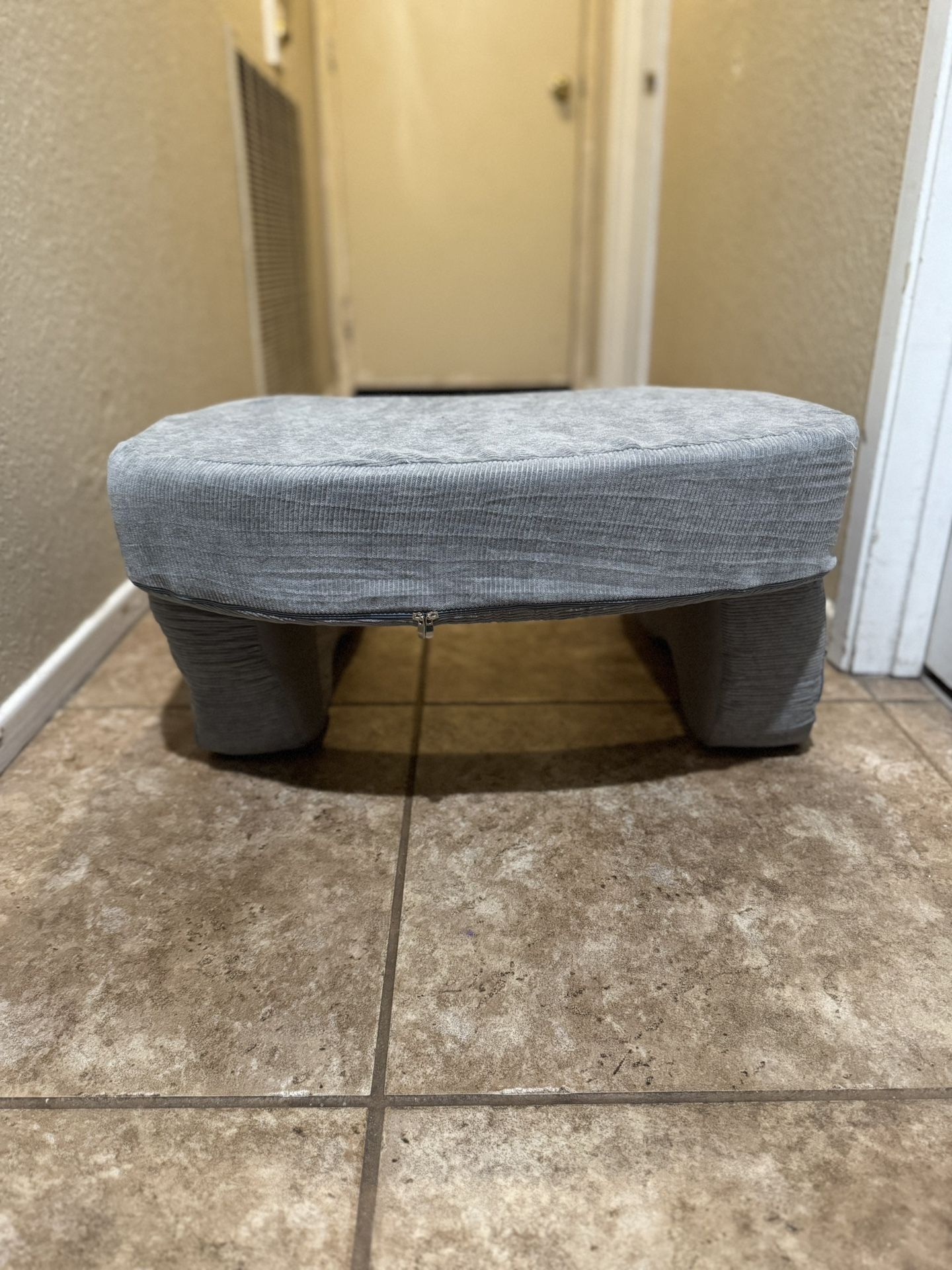 Cozy Couch & Bed Lap Desk – Padded Laptop / Crochet / Gaming Stand (3 Like New + 1 New in Box)