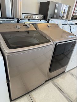 Samsung top load washer and electric dryer set