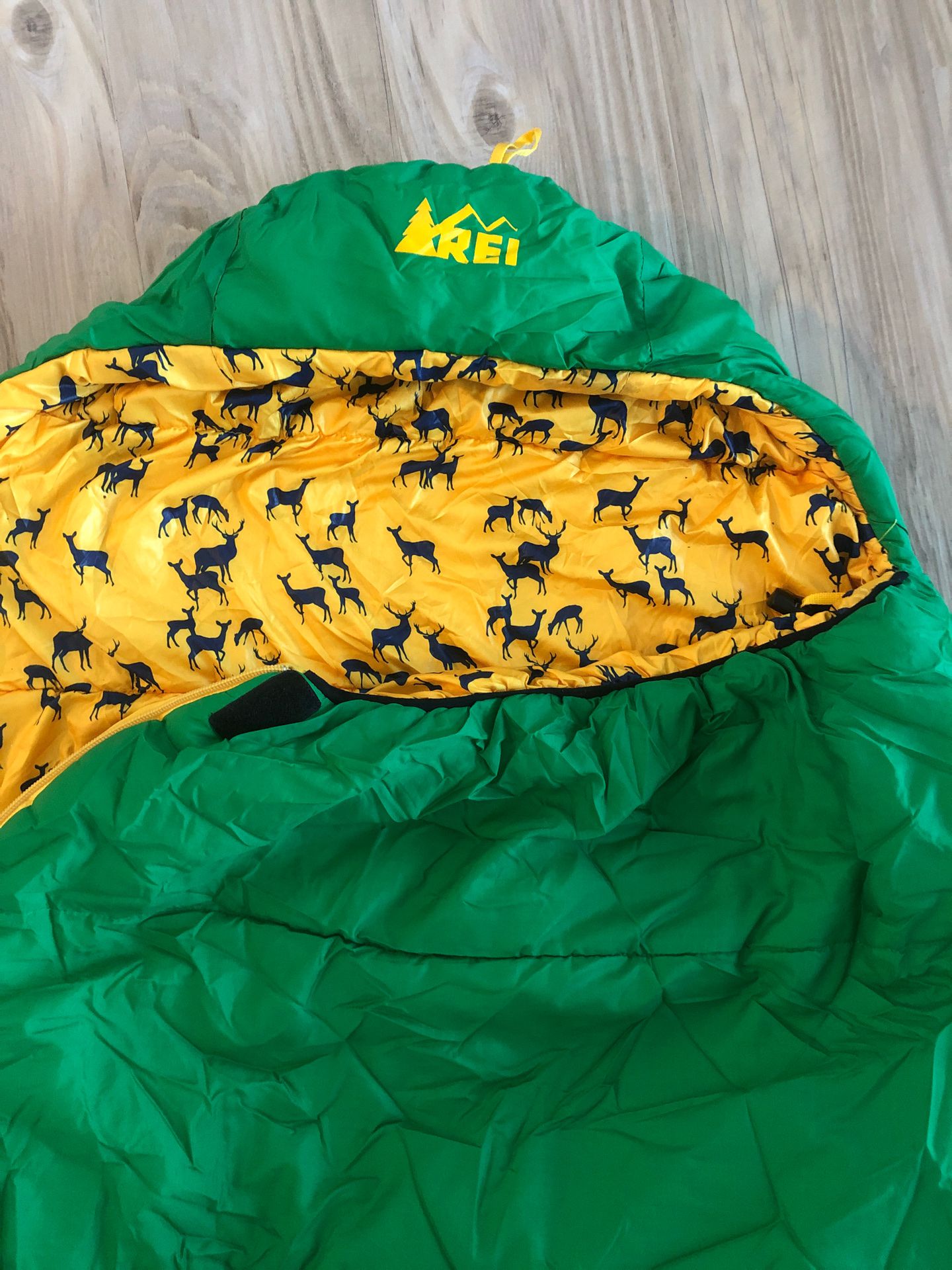 REI kindercone youth sleeping bag unisex green yellow deers