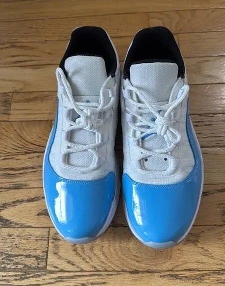 Air Jordan 11 CMFT Low UNC
