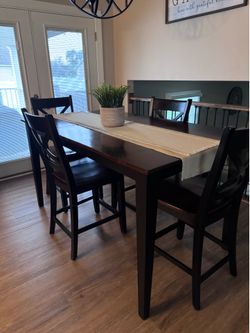 Kitchen table, chairs and matching server
