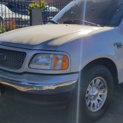 Ford F150 Super Cab Xlt