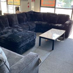 Black Plush Cord Sectional Bling Black Delivered Today $40 Down Takes It 