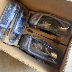Switchback LED Strip Headlight 01-07 GMC Sierra, Yukon XL Denali