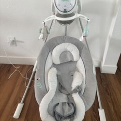 Ingenuity InLighten soothing Swing