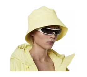 RAINS BUCKET HAT SIZE XS-M