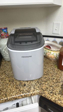 Ice maker