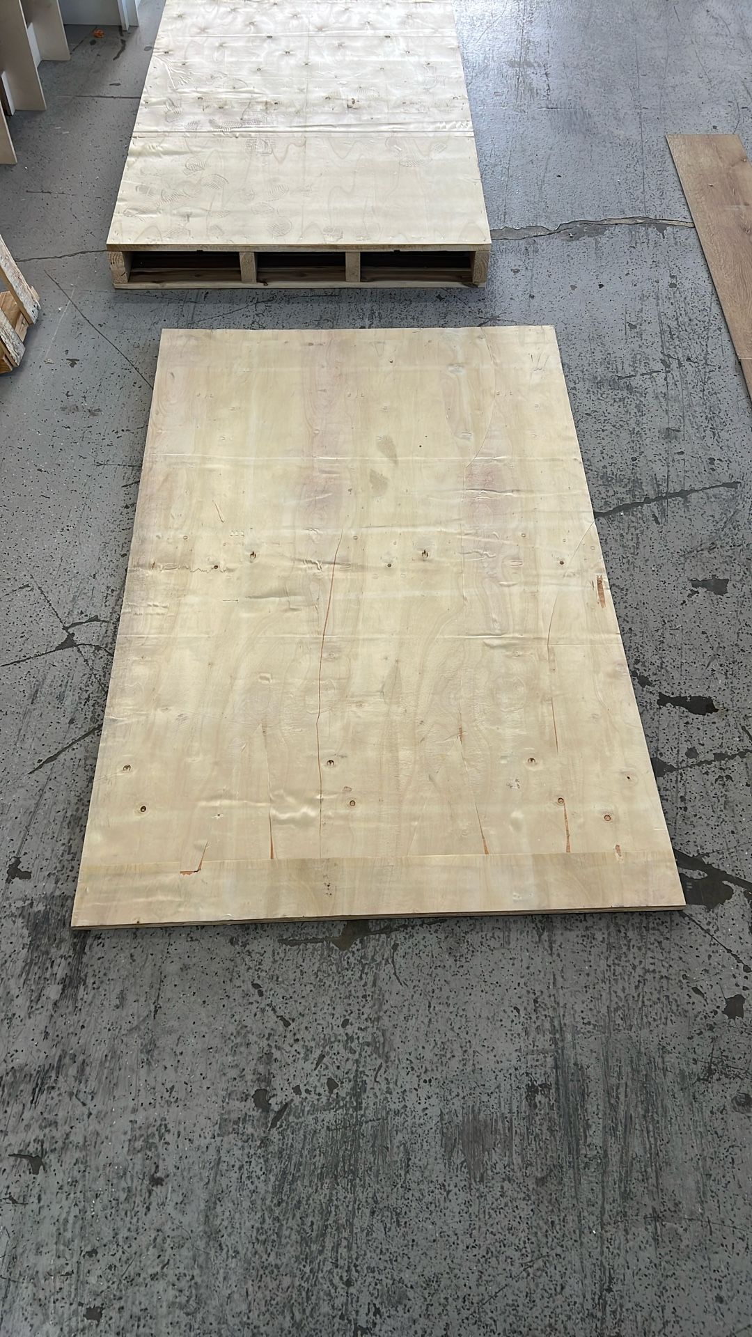 Plywood 3ft x 5ft $5