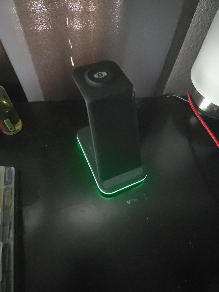 Phone & Watch Charging Station