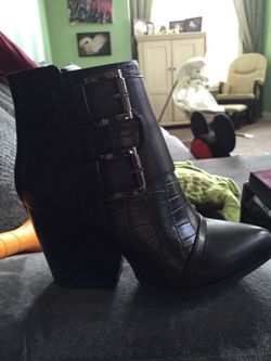 5 1/2 Brand new Black Bootie