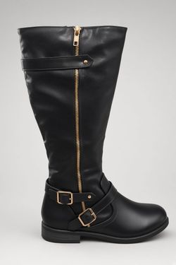 Women's size 8 Boots