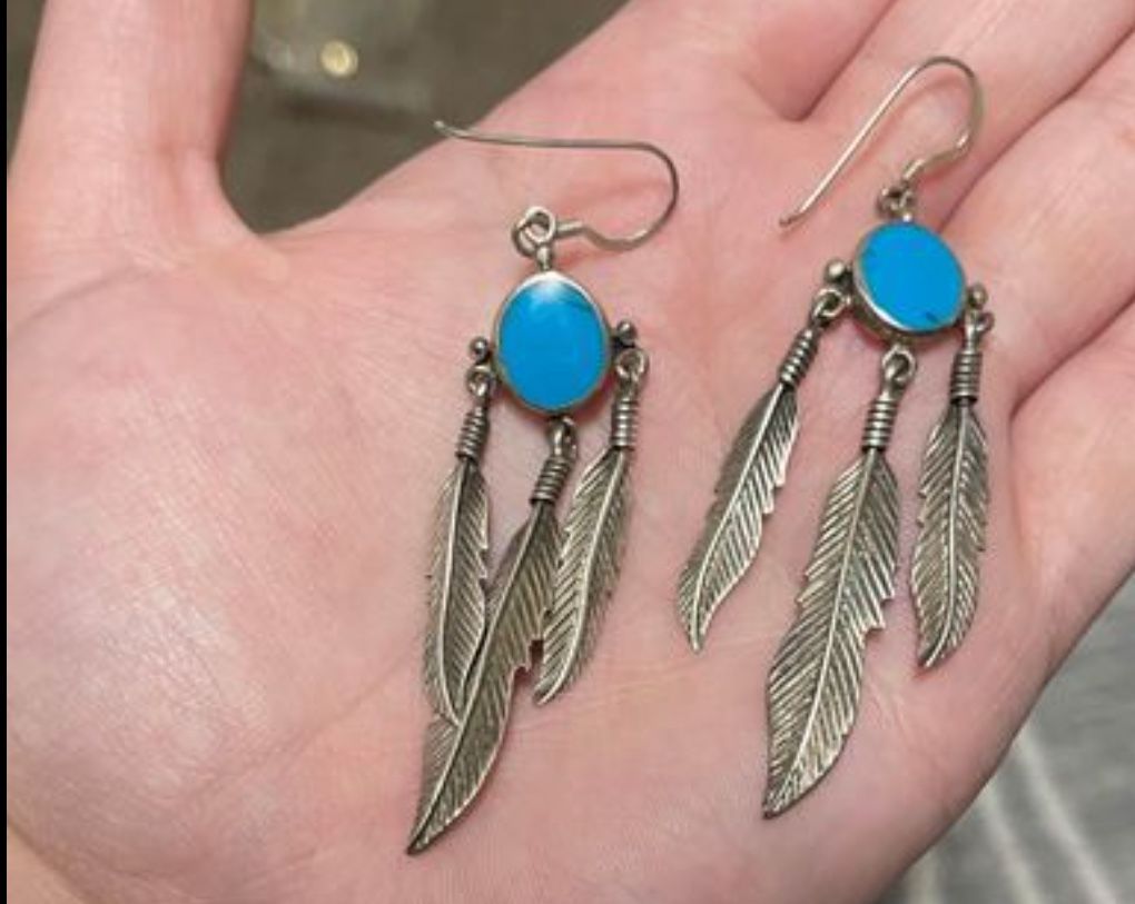 Vintage Navajo Sterling Silver/Turquoise Earrings