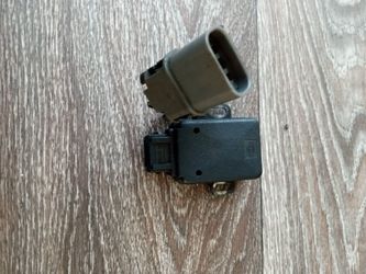 Nissan TPS Sensor 243929
