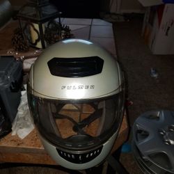 Motorcycle helmet