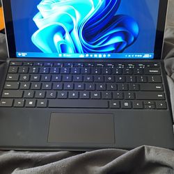 Microsoft - Surface Pro 7+ - 12.3" Touch-Screen 