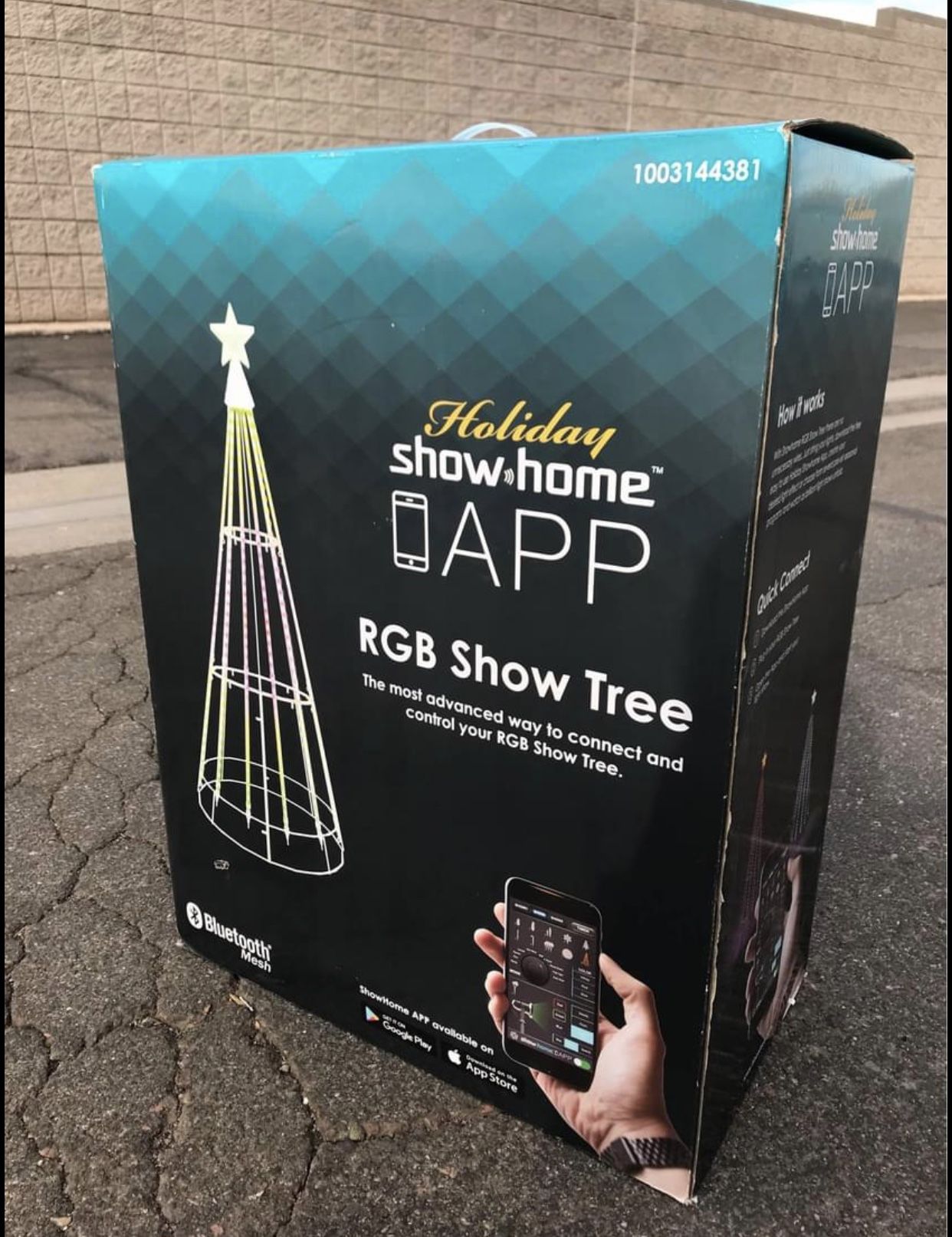 App controlled Christmas tree RGB show tree