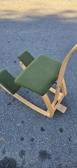 VARIER VARIABLE BALANS KNEELING CHAIR STOOL