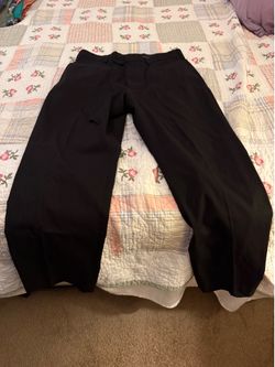 Men’s Axist Black Dress Pants 33 x 30