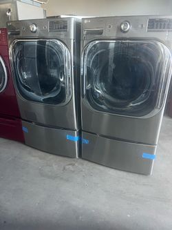LG set of washer and dryer JUMBO