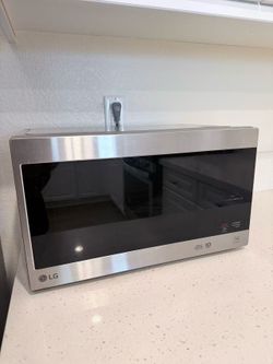 LG microwave