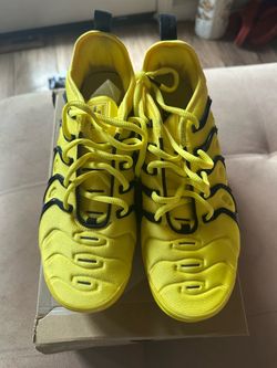 Nike Air More Uptempo Yellow Black Sneakers