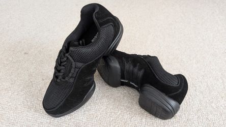 NEW Women’s dance shoes
