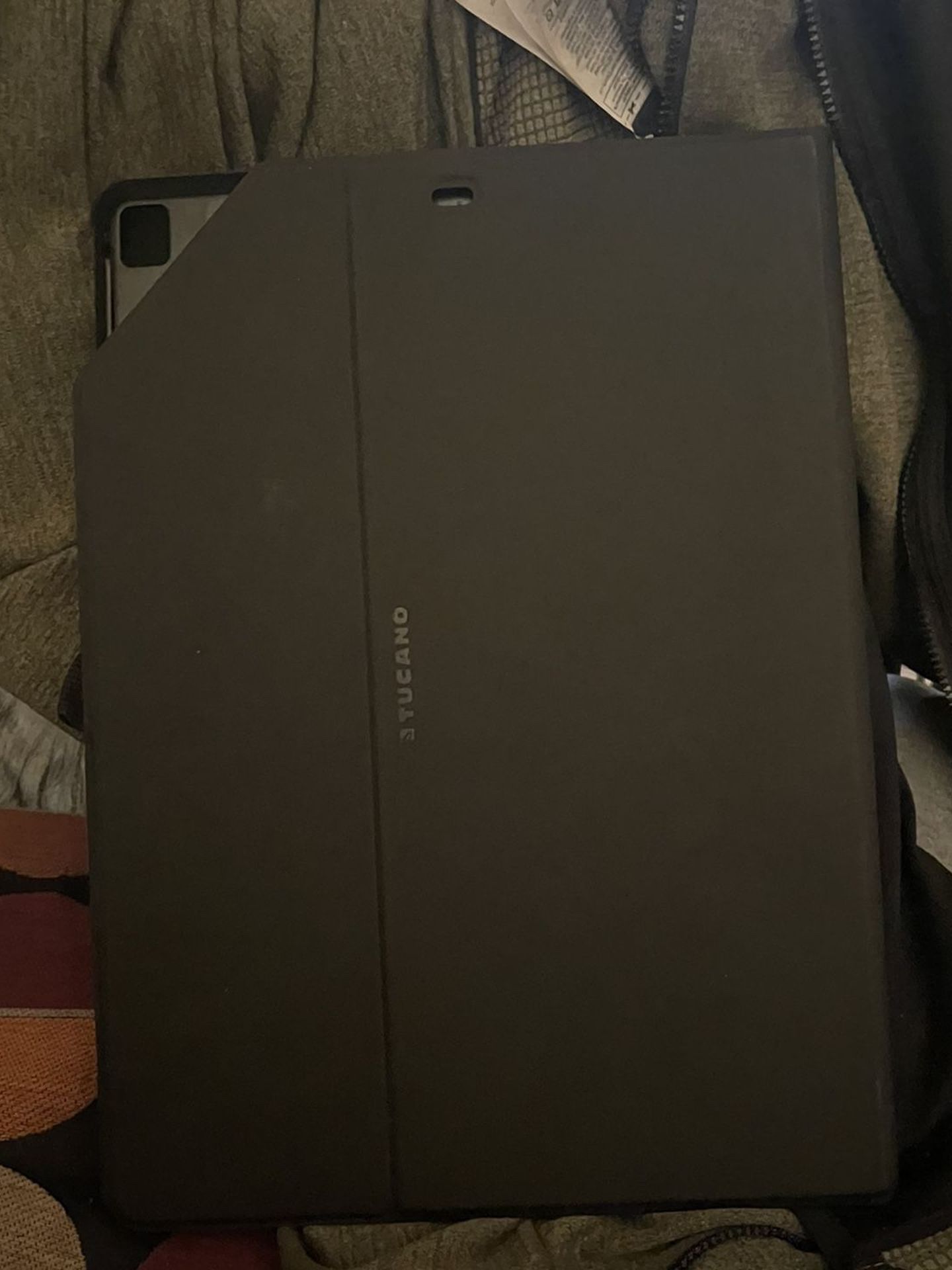 Tucano Folio iPad case 11.9