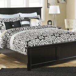Maribel Queen/Full Panel Headboard with Dresser