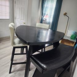Dining  Set 4 Piece. 