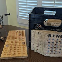 Bingo Set! High-quality wood with 50+ cards
