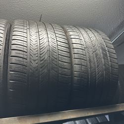 PAIR OF TIRE 275 30 20 Michelin 85% LIFE